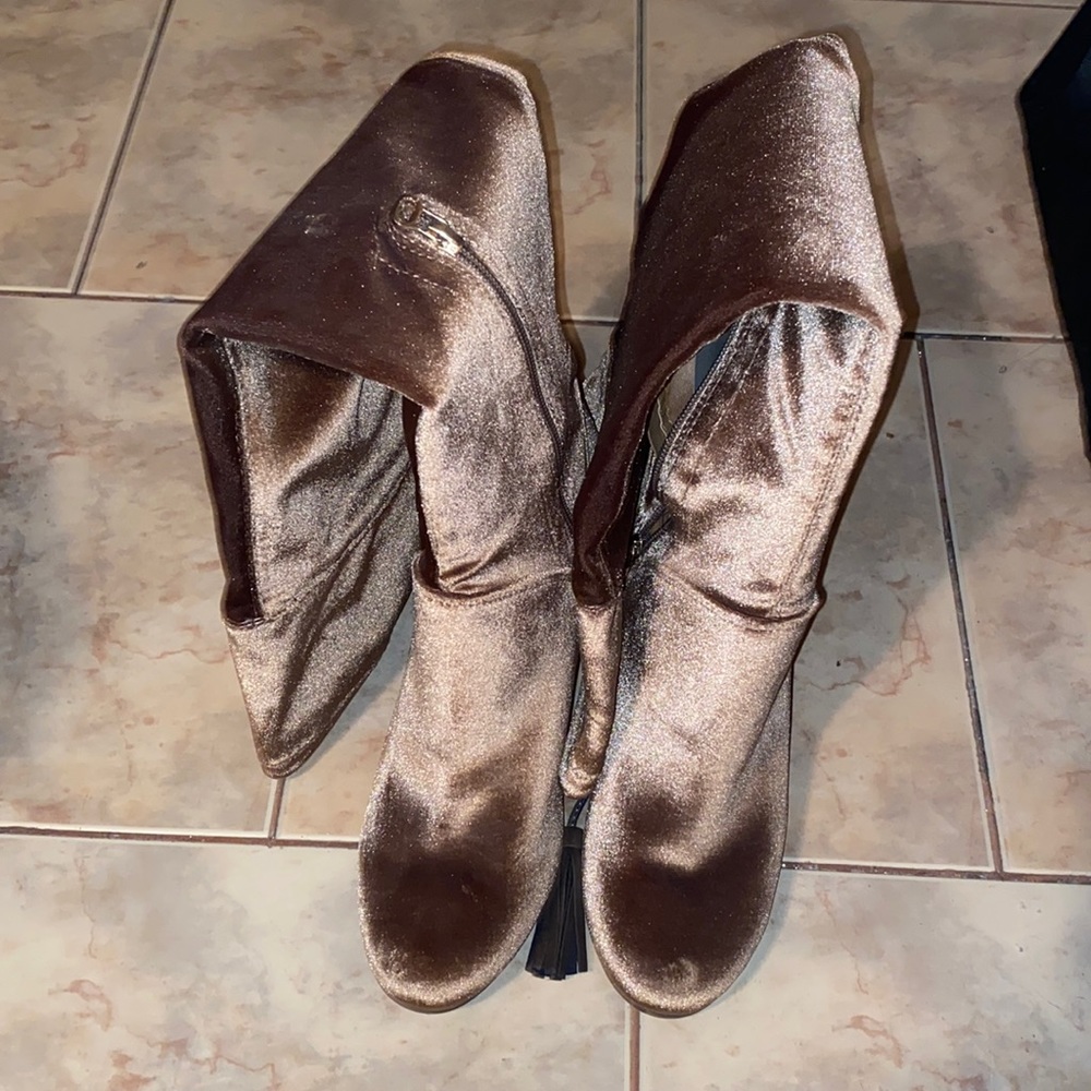 Never worn Brownish-Gold tall boots. Size 9M. Soft valor type material.